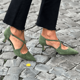 DÉCOLLETÉ SLINGBACK S ÚZKÝM ŘEMÍNKEM