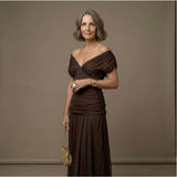 Luisa | Elegantní dlouhé šaty s výstřihem do V, které zvýrazňují siluetu